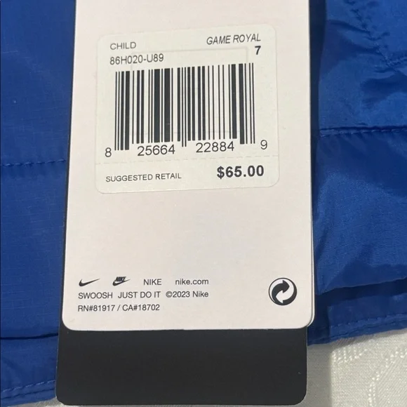 Nike Kids Fleece Lined Windbreaker. Boys 7. - Picture 5 of 12